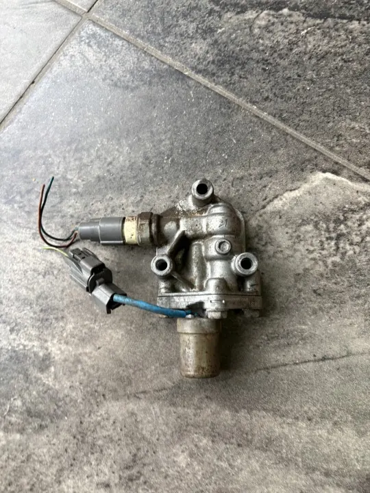 Honda VTEC-klep voor Civic VII 1.6 - Gebruikt OEM image 2