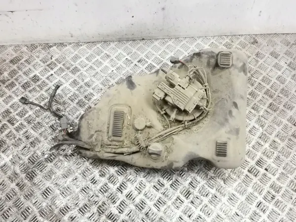 AdBlue-tank Mazda CX-7 2011 OEM AMD148071 image 2
