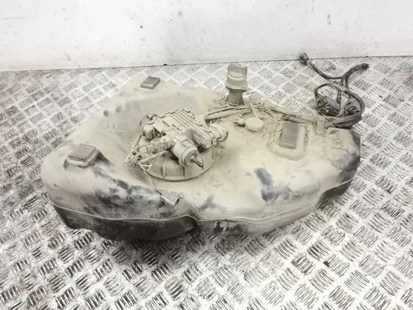 AdBlue-tank Mazda CX-7 2011 OEM AMD148071 image 4