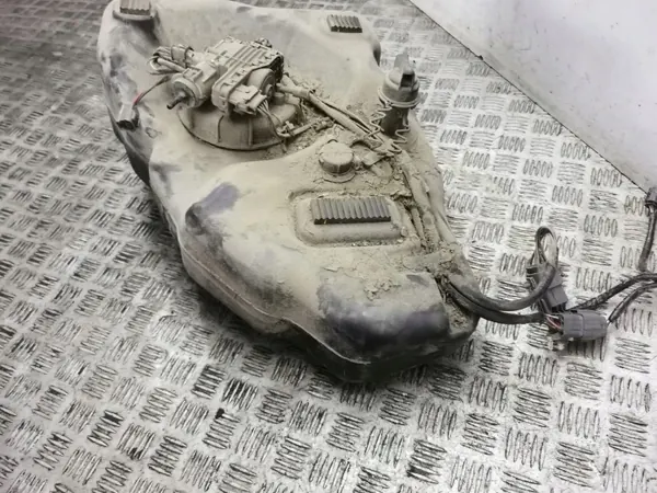 AdBlue-tank Mazda CX-7 2011 OEM AMD148071 image 8