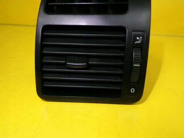 Grelha de ventilação dianteira esquerda OEM DRC97271 Volkswagen image 3