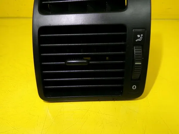 Grelha de ventilação dianteira esquerda OEM DRC97271 Volkswagen image 4