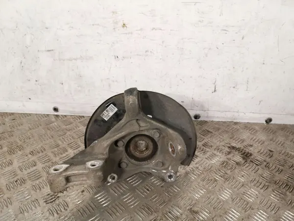 Toyota Prius Vorderradnabe OEM W0206B - Gebraucht image 3