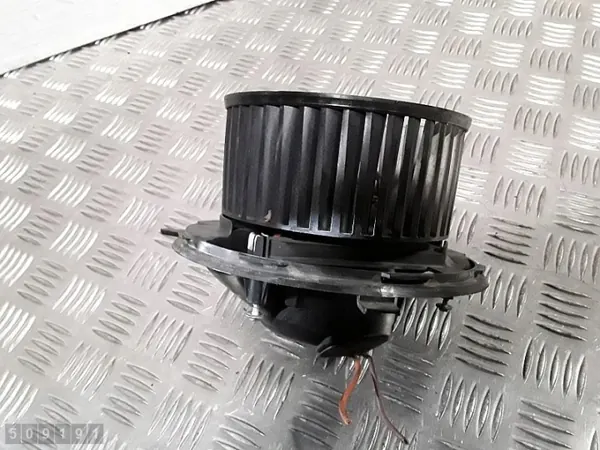 Lämmityspuhallin OEM 3c1820015e - Käytetty kunto image 7