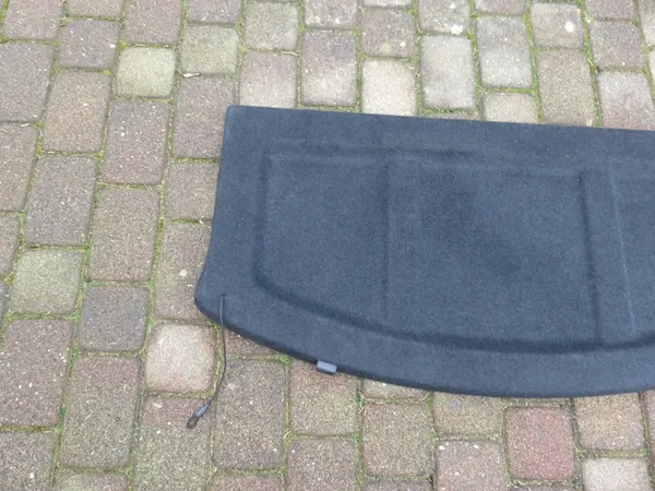 Hyundai Kona Tavaratilan Hylly OE 85930J9000 image 2