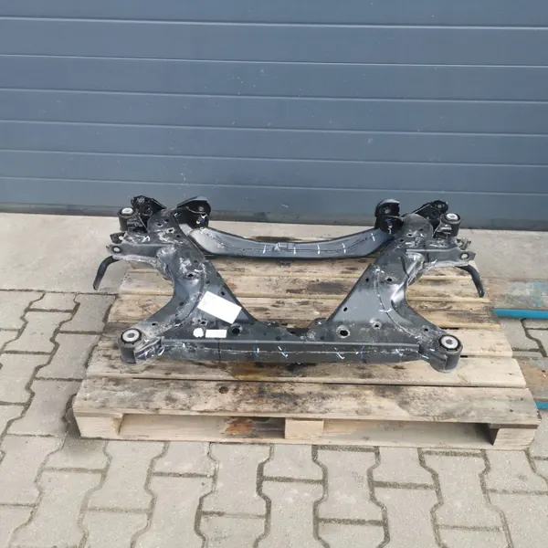 Tesla Model Y Hinterachsschwinge OEM 1044580-01-D image 2