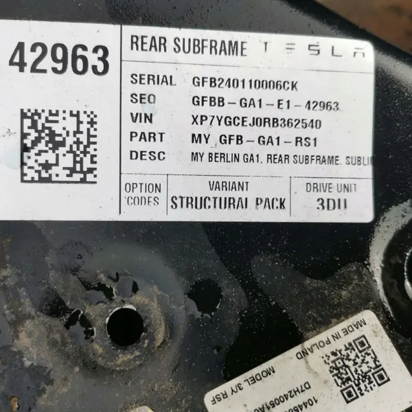 Tesla Model Y Hinterachsschwinge OEM 1044580-01-D image 5