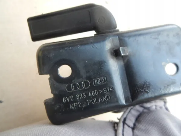 Verrou de capot OEM 8V0823480 pour Audi A3 8V image 6