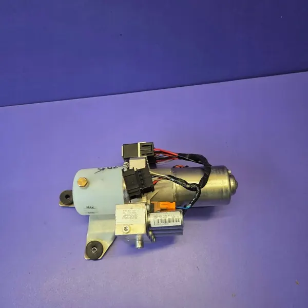 Audi A4 S4 B7 Cabrio-kattopumppu OEM 8H0871611C image 2