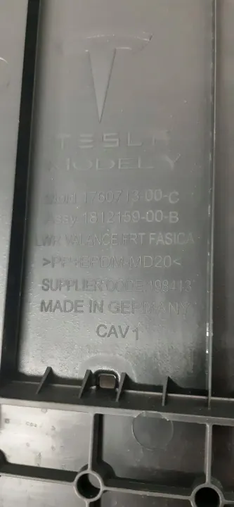 Tesla Y 20- Framstötsköld OEM 176071300C image 6