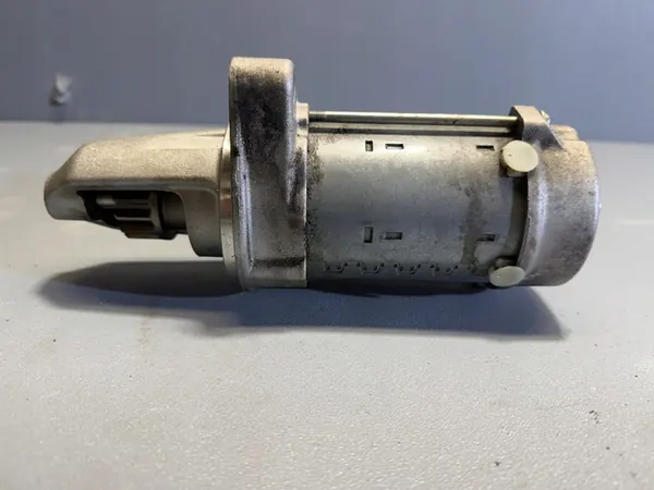 Motor de arranque Mercedes 2.0 W177 W247 20R A2609060100 image 3