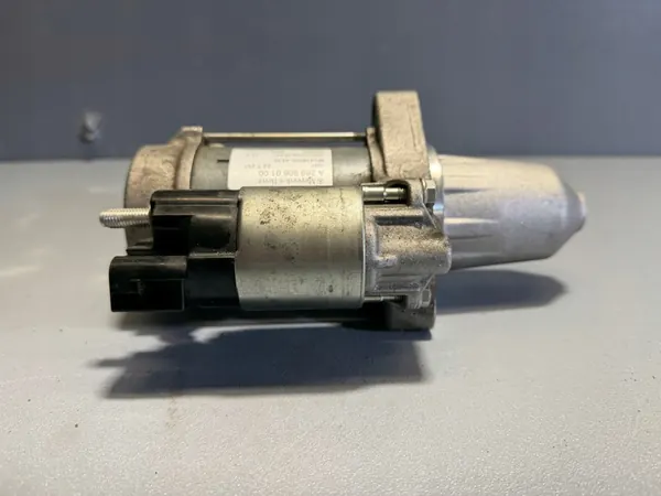Motor de arranque Mercedes 2.0 W177 W247 20R A2609060100 image 5