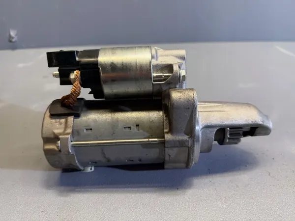 Motor de arranque Mercedes 2.0 W177 W247 20R A2609060100 image 6