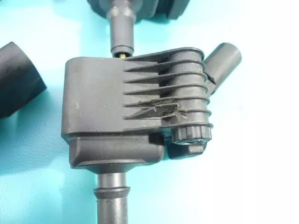 Bobina de Ignição Skoda Octavia III 04C905110H image 3