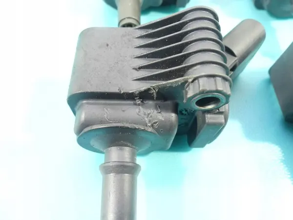 Bobina de Ignição Skoda Octavia III 04C905110H image 4