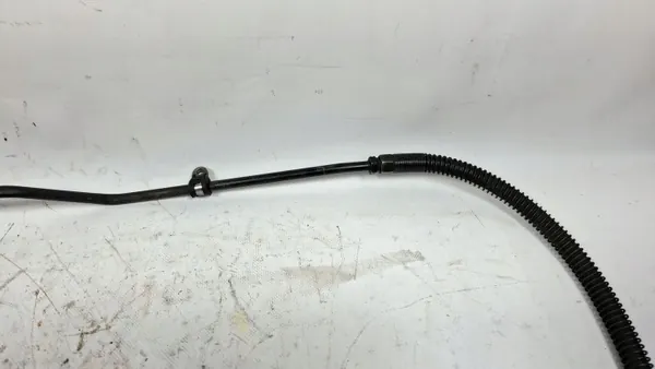 Mercedes-Benz Oljekylarrör OEM GMX6039 - Begagnad image 4