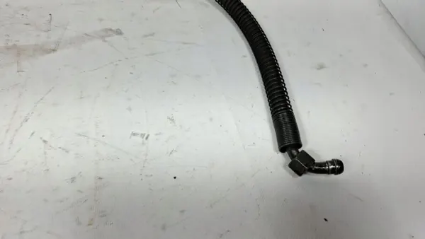 Mercedes-Benz Oljekylarrör OEM GMX6039 - Begagnad image 5