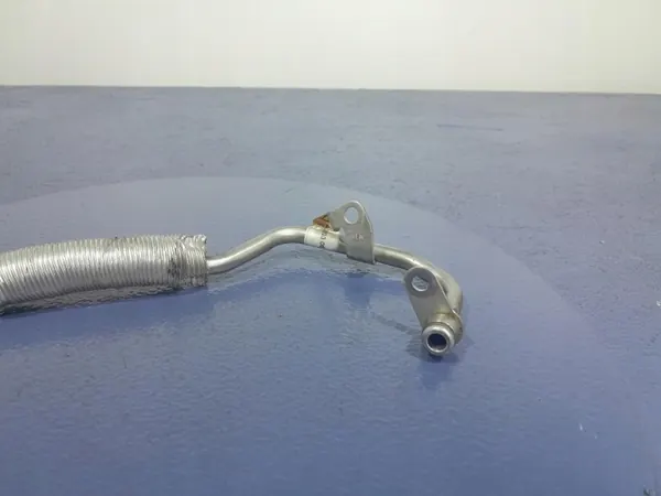 Mercedes Oljeåterledningsrör OEM A2562030600 - Begagnad image 3