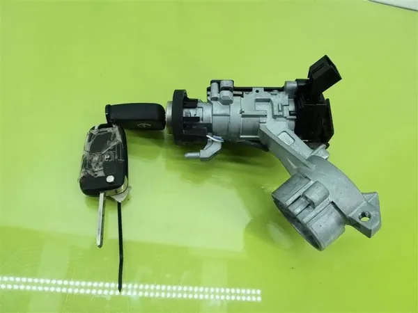 OEM 20939745 Sytytyslukko Opel Zafira Tourerille image 5