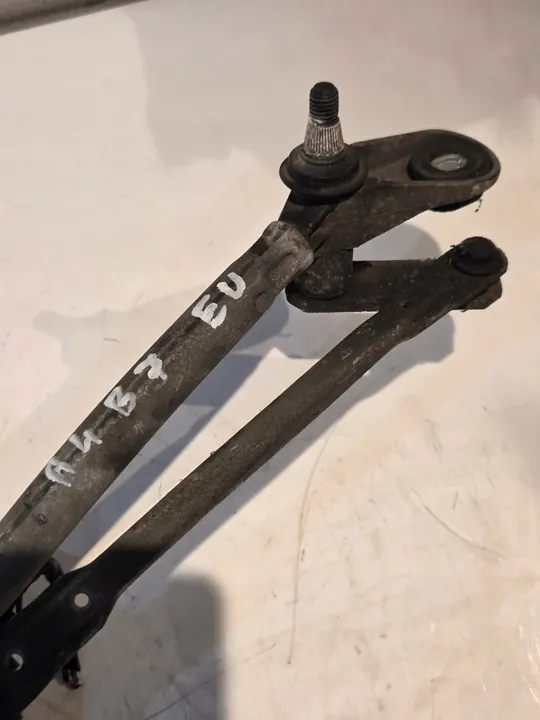 Audi A4 B7 Voorruitwissers Mechanisme + Motor 2.0 TDI image 2