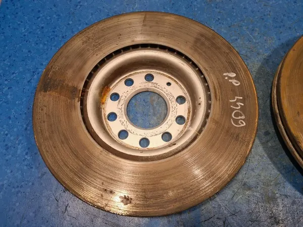 Disque de frein avant Volkswagen Passat B6 2.0 TDI OEM SIMAR-56693- image 7