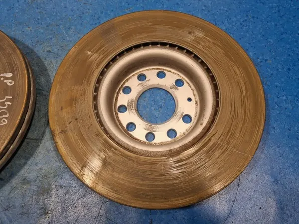 Disque de frein avant Volkswagen Passat B6 2.0 TDI OEM SIMAR-56693- image 8