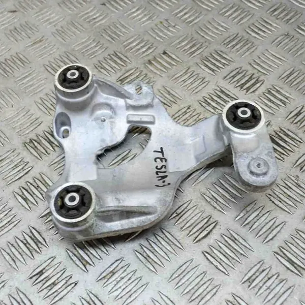 Klimakompressor Fäste TESLA 111071100B image 4