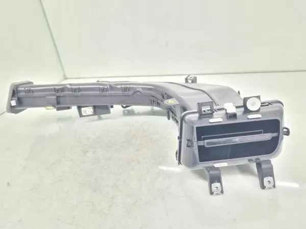 Conduto de ar Porsche Taycan OEM 9J1819702 - Usado image 2