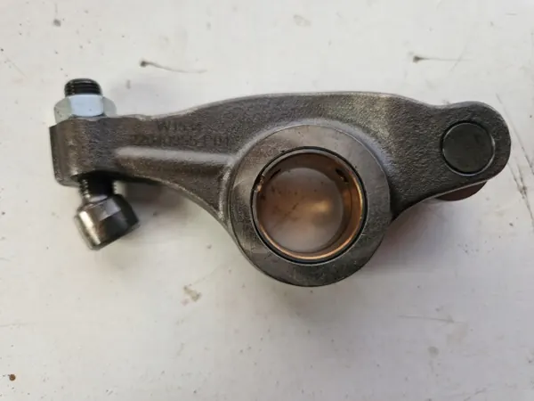 Venttiilinostorulla OEM 22040955 Volvo-rekoille image 3