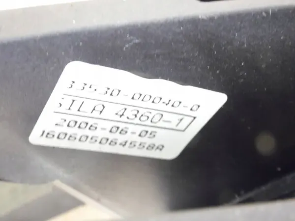 Versnellingspook Toyota Yaris 2006 1.4 D4D OEM 335300D0400 image 6