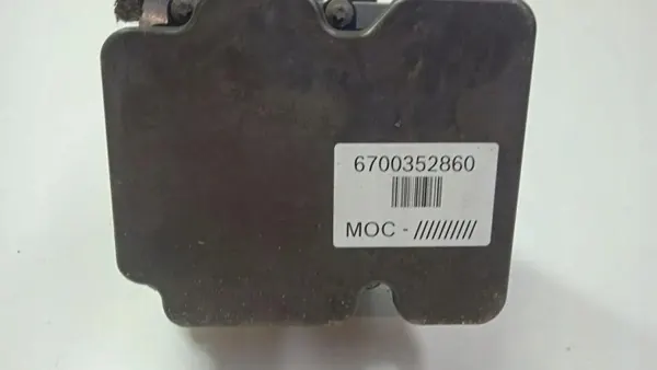 Bomba ABS OEM 6700352860 para Maserati Levante SUV image 3