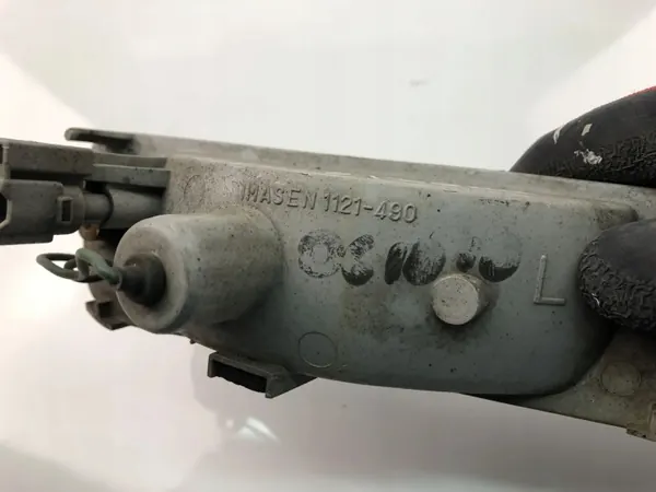 OEM 1121490 Pisca esquerdo do para-lama Mitsubishi Space Runner image 4