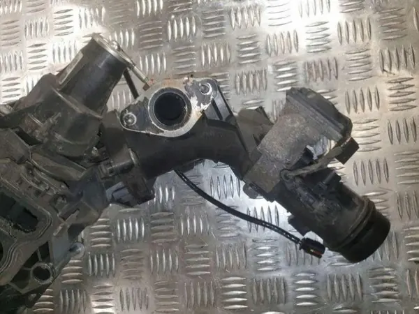 Coletor de admissão BMW OE OEM 7810752 - Usado image 3