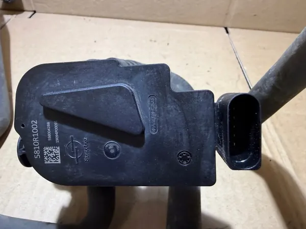 Audi A6 C8 2.0 TDI vattenpumpsventil OEM 5810R1002 image 4