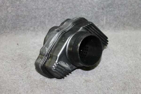 BMW F30 F32 F10 F01 F15 3.0D Silenciador Resonador 8513672 image 2