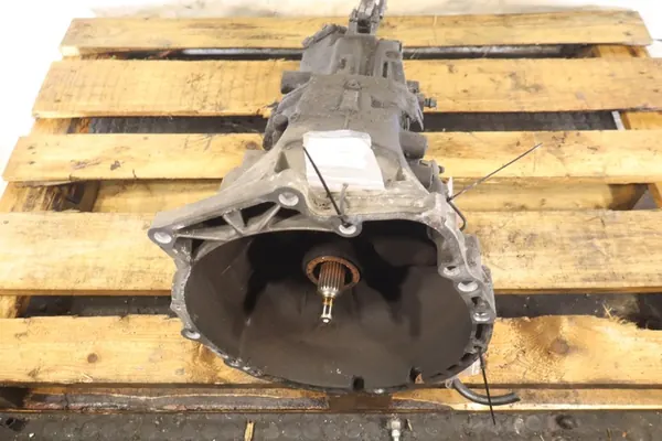 6-vaihteinen vaihteisto BMW 3 320D E90 2.0D image 5