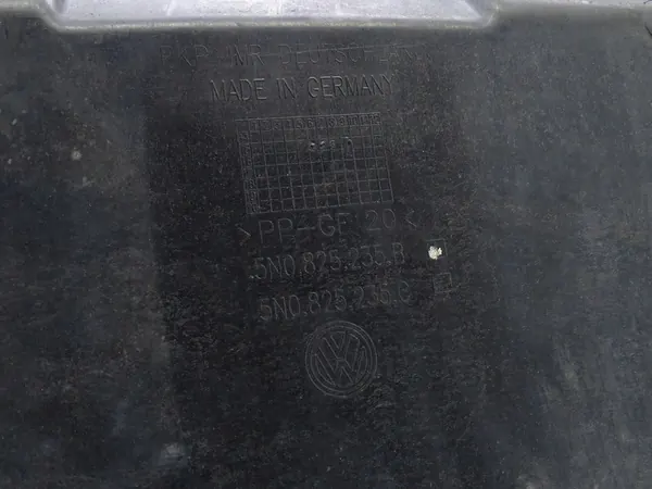 Motor Undertray VW Tiguan I 2.0 TDI Begagnad 5N0825235B image 9
