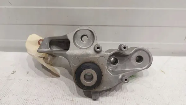 Chrysler Pacifica 2018 Motorsteun image 3