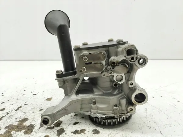 Bomba de aceite usada OEM 04L145308K 2.0 TDI VW image 4