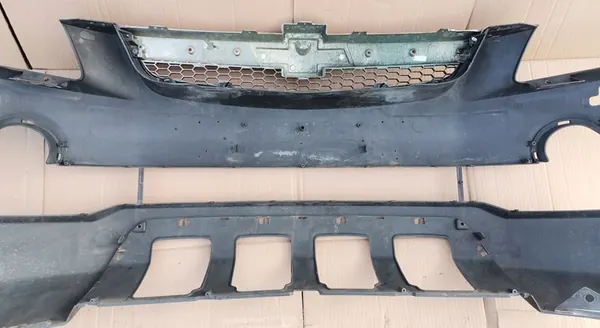 Parachoques delantero Chevrolet Captiva OEM image 7