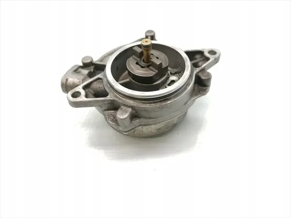 Audi A8 Vakuumpumpe 3.0 TDI Diesel 057145100L image 2