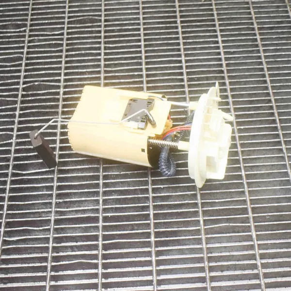 Bomba de combustible Ford Transit 2016 image 4