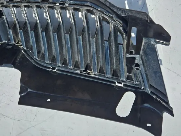 SKODA OE Grille for OCTAVIA 2017 - image 3