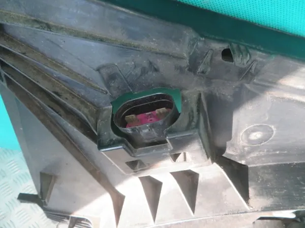 Ventilateur de radiateur OEM 3136613479 Mercedes Sprinter image 4