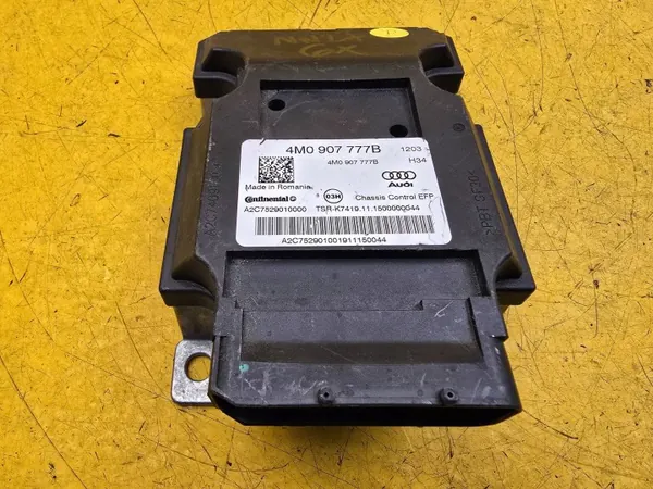 Module de contrôle suspension VW Touareg III 4M0907777B image 5