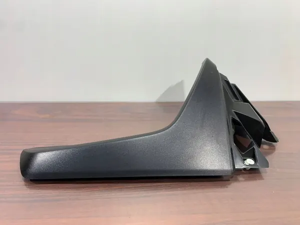 Subaru Forester SK bagageluckstapetsering OEM 96031SJ010 image 2