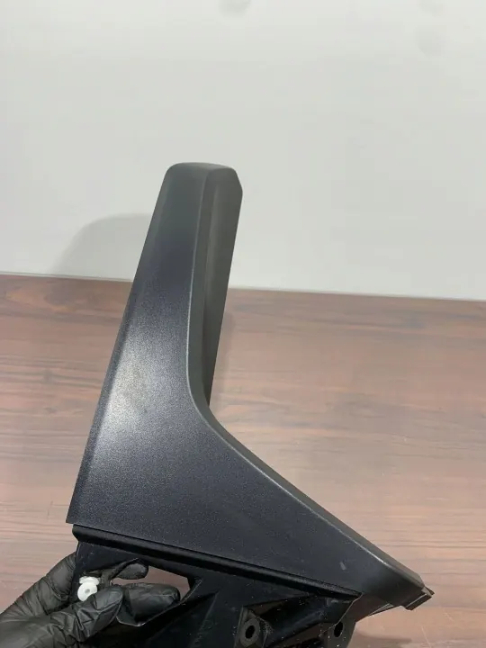 Subaru Forester SK bagageluckstapetsering OEM 96031SJ010 image 6