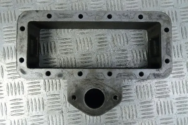 Ölkühlergehäuse Hanomag D964T [2992339R1] image 4