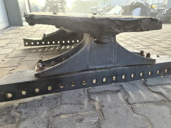 Support de selle SAF HOLLAND 230mm pour Volvo FH/FM image 7