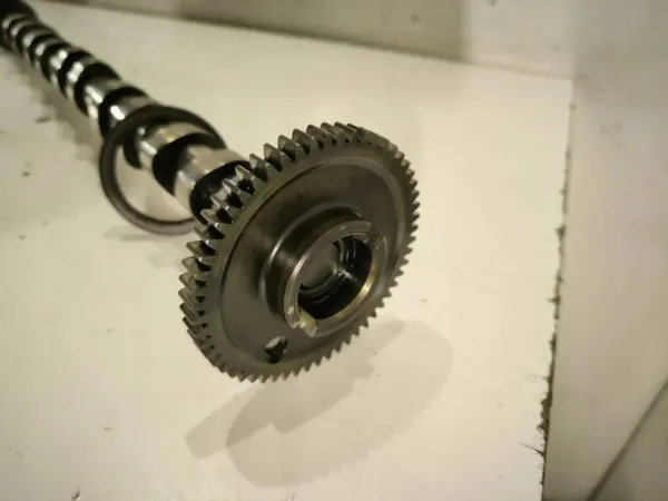 OEM 4903543 Árbol de Levas Admisión Volvo V70 2.4 D5 image 3